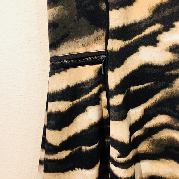 Animal Print Mini Scuba Fashion Women’s Dress Size Small NWT - Picture 4 of 4